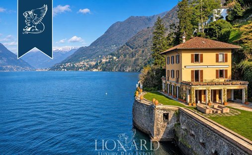 Villa in Eastern Lake Center, Como, Lombardy 1