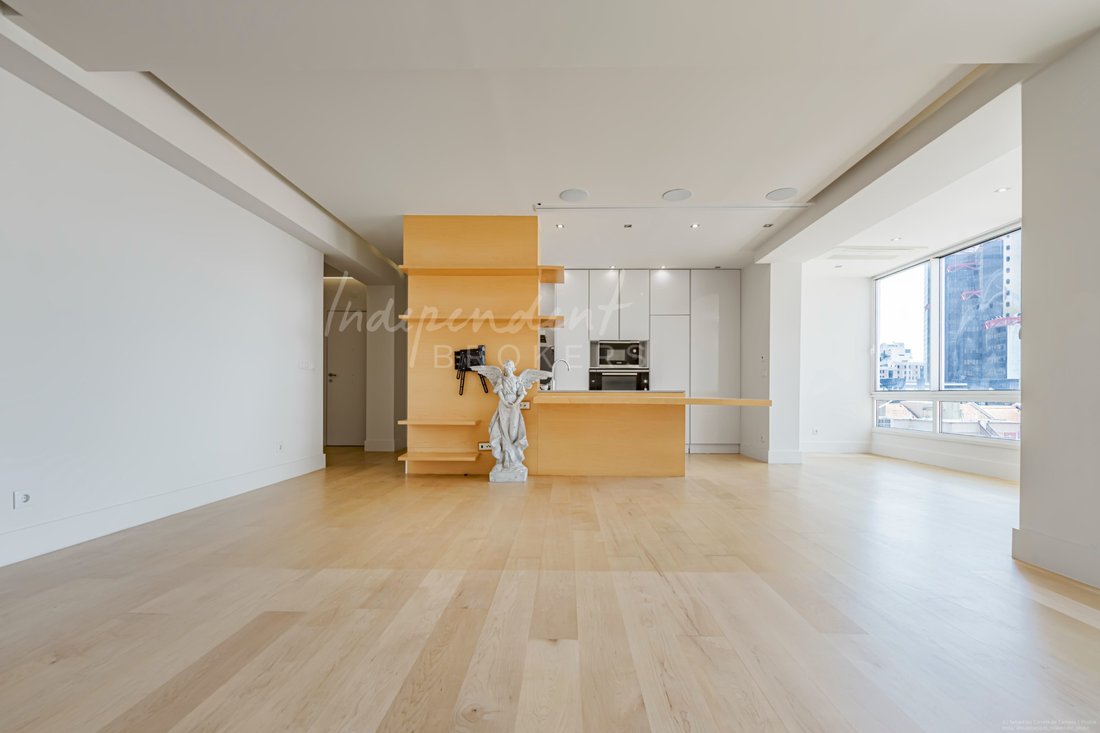 Apartment in Campolide, Lisbon, Portugal 4 - 18510231