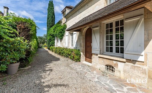 House in Senlis, Hauts-de-France, France 1