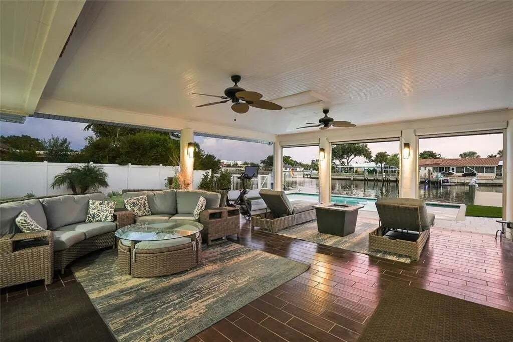 House in St. Petersburg, Florida, United States 4 - 18514475
