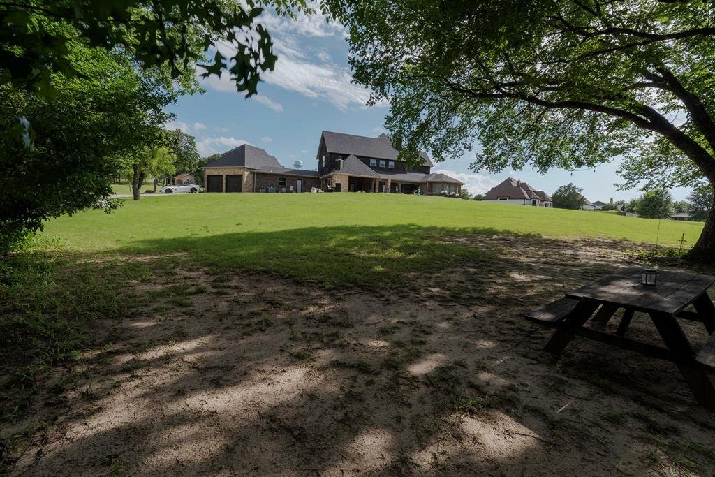 House in Azle, Texas, United States 3 - 16691365