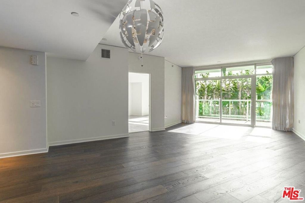 Condo in Marina del Rey, California, United States 2 - 18511076