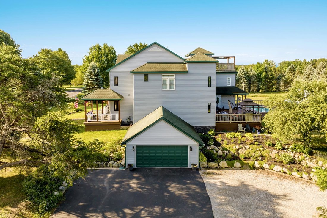 House in Fife Lake, Michigan, United States 5 - 18309789