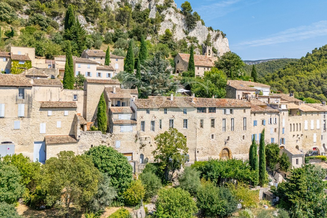 Séguret, Provence-Alpes-Côte d'Azur, France 1 - 18515838
