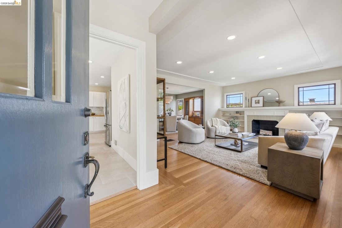 House in Oakland, California, United States 5 - 18519773