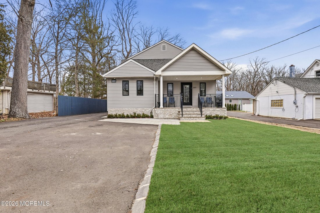 House in Lakewood Township, New Jersey, United States 1 - 18511473