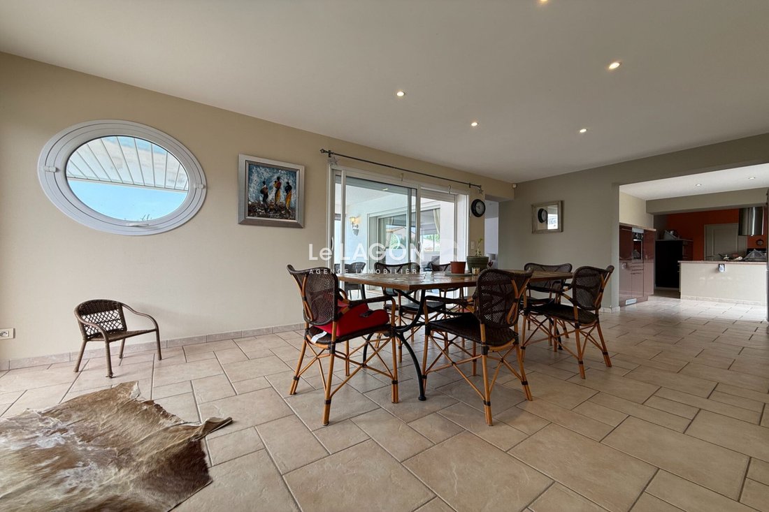 Villa in Saint-Cyprien, Occitania, France 3 - 18509095