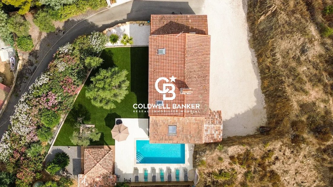 Villa à Nord Est, Bormes-les-Mimosas, France 2 - 18509830
