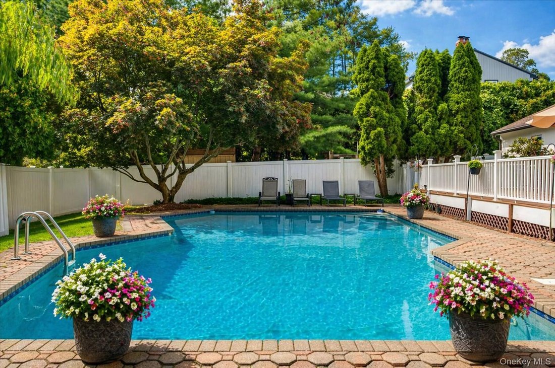 House in White Plains, New York, United States 4 - 18514643