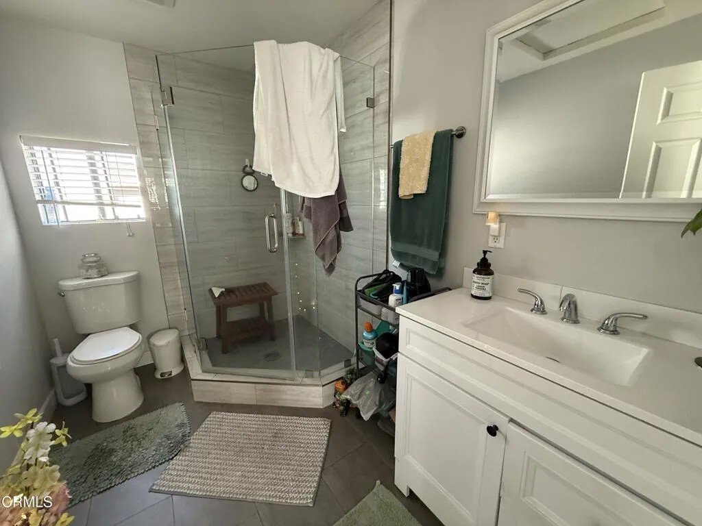 Alhambra, California, United States 4 - 18515435