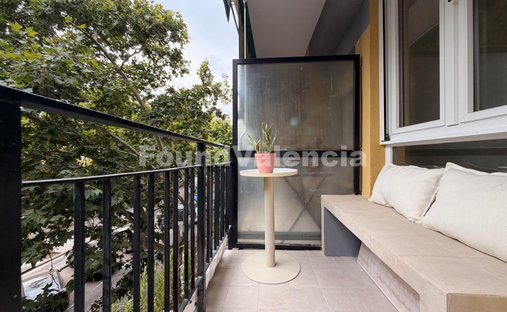 Apartment in Extramurs, Valencia, Spain 1