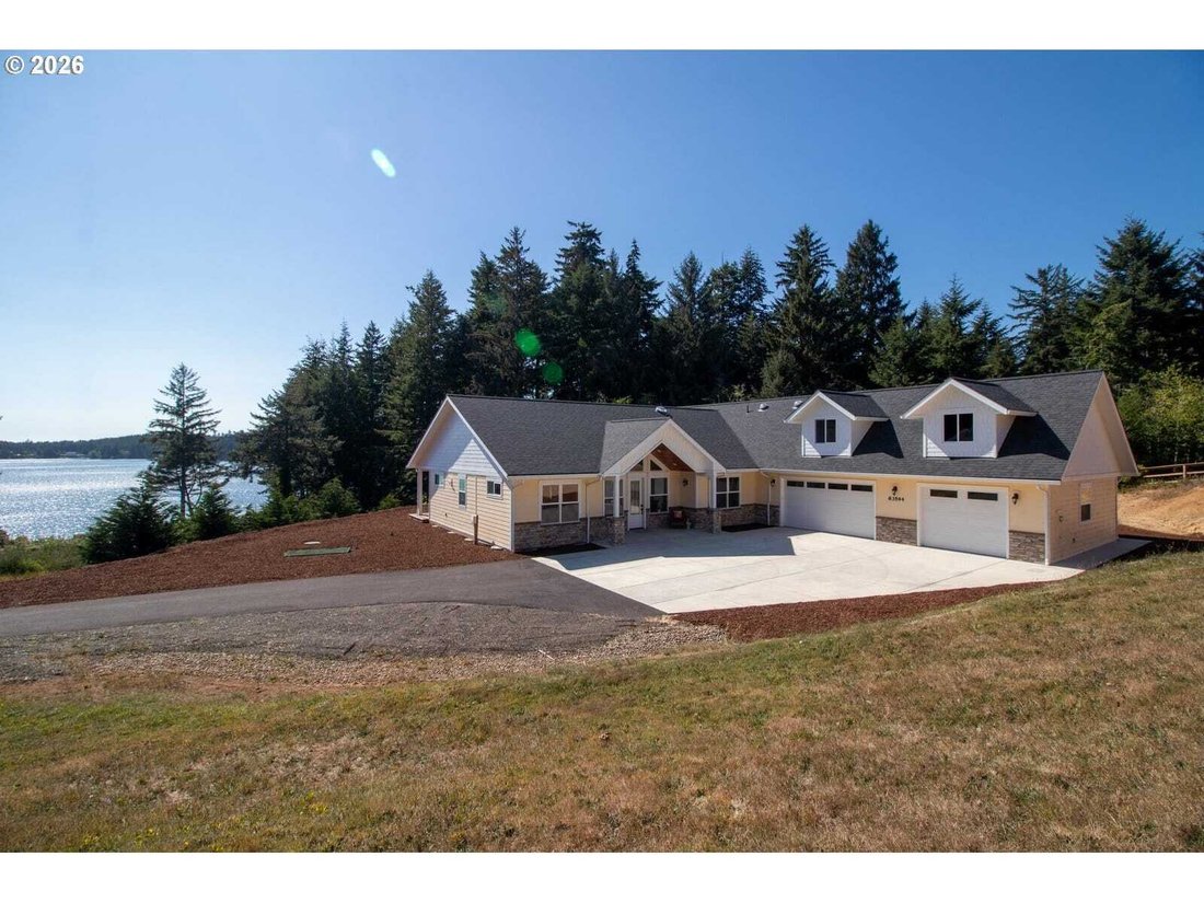 House in Florence, Oregon, United States 1 - 18511194