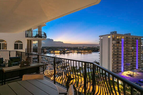 Condo in Fort Lauderdale, Florida, United States 2 - 18512009