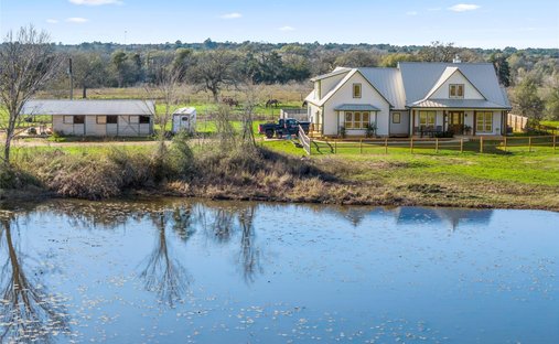 House in Paige, Texas, United States 1