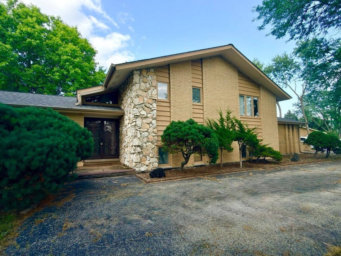 House in Downers Grove, Illinois, United States 1 - 18515121