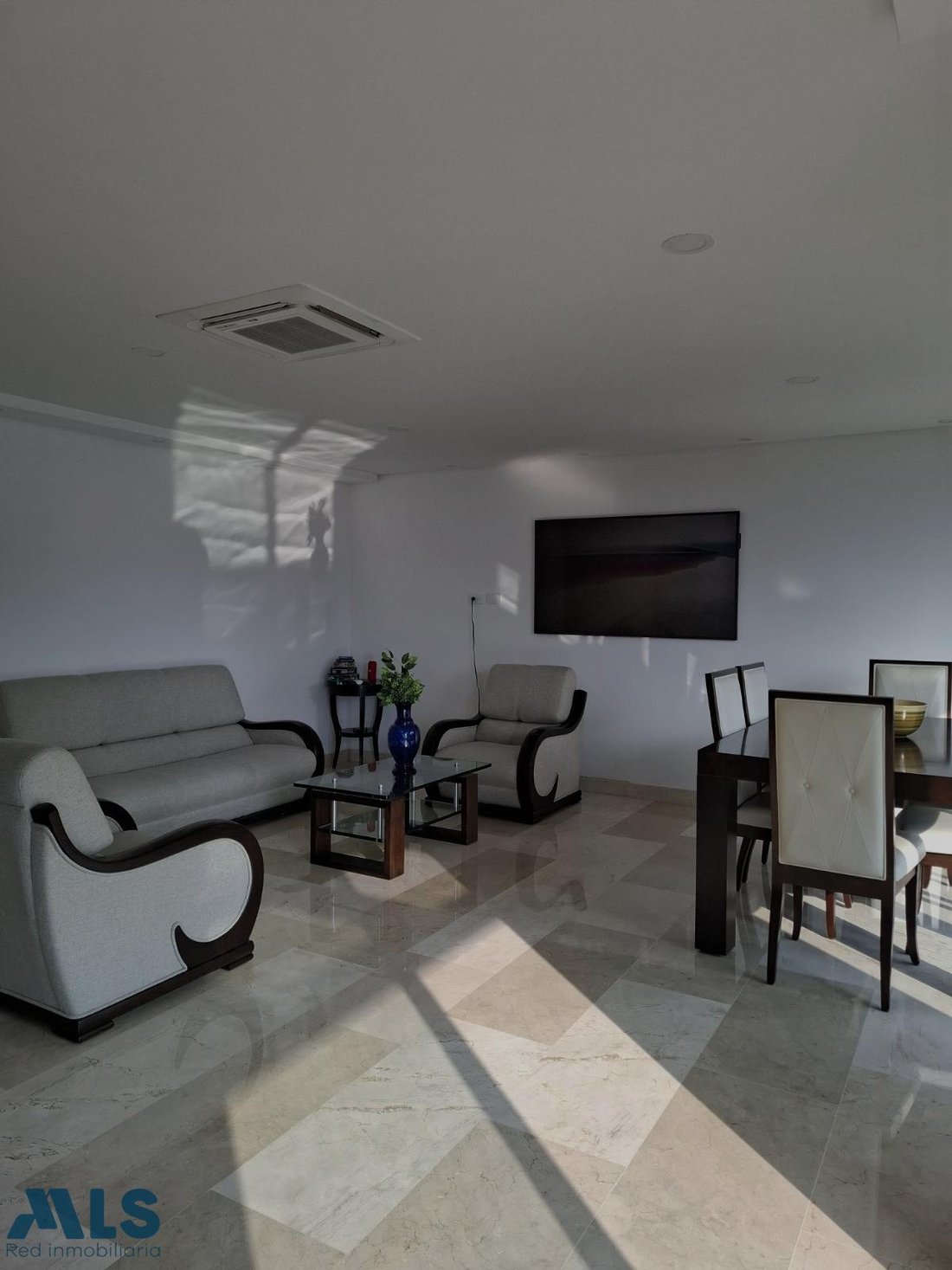 Apartment in Envigado, Antioquia, Colombia 2 - 18520337