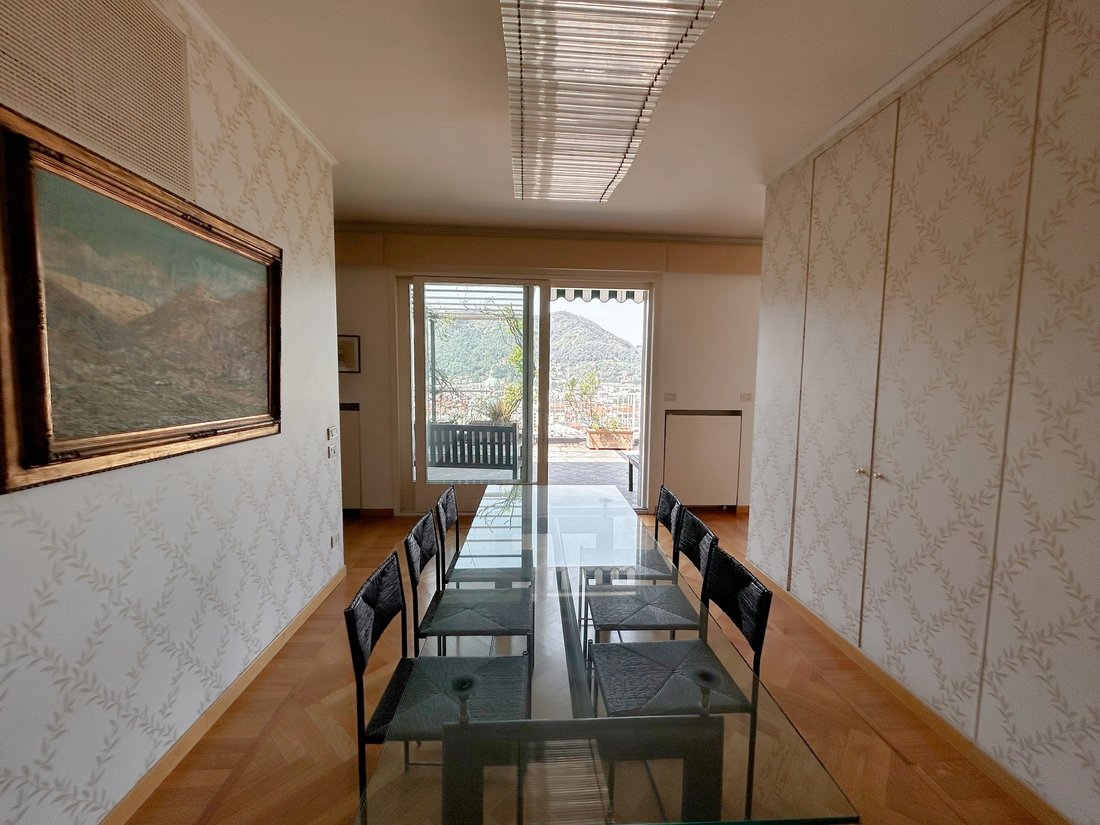 Apartment in Eastern Lake Center, Como, Lombardy 5 - 18509677