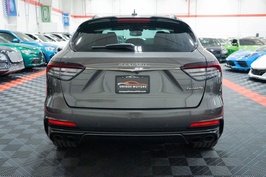 Suv in Kent, WA, United States 5 - 18521550