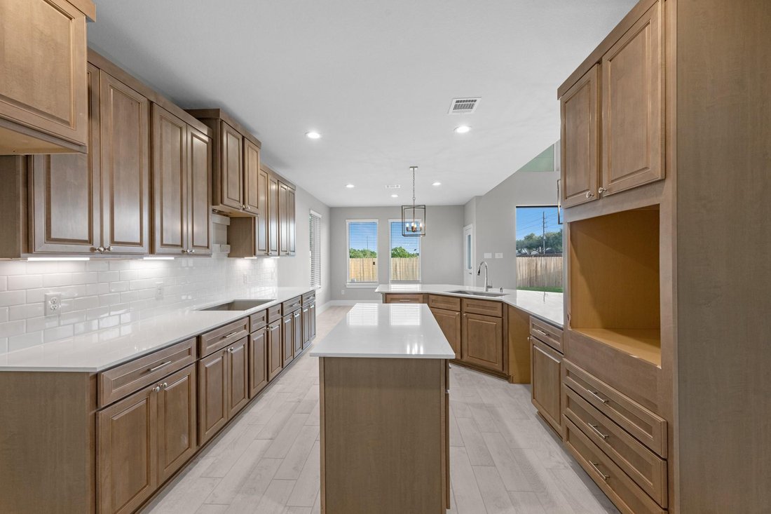 House in Katy, Texas, United States 4 - 18509359