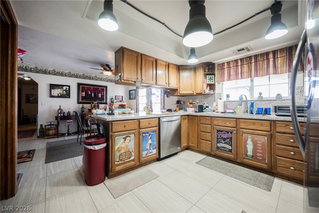 House in Las Vegas, Nevada, United States 4 - 18511928