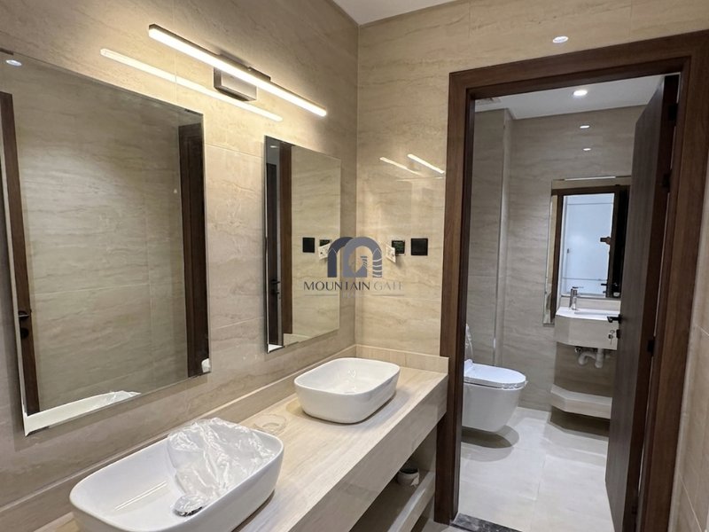 Townhouse in Al Ruwaidat Suburb, Sharjah Emirate, United Arab Emirates 2 - 18509602