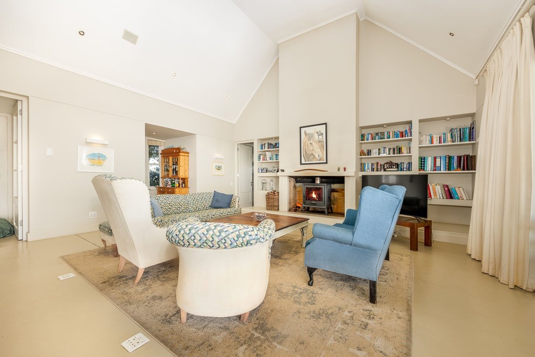 Farm Ranch in Brackenfell South, Cape Town, South Africa 5 - 18514396