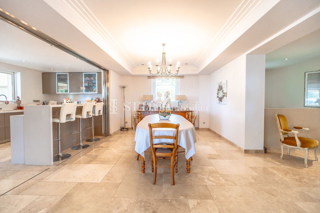 Villa in Ville-Les Saquedes-Le Bouillonnet, Sainte-Maxime, France 4 - 18520389