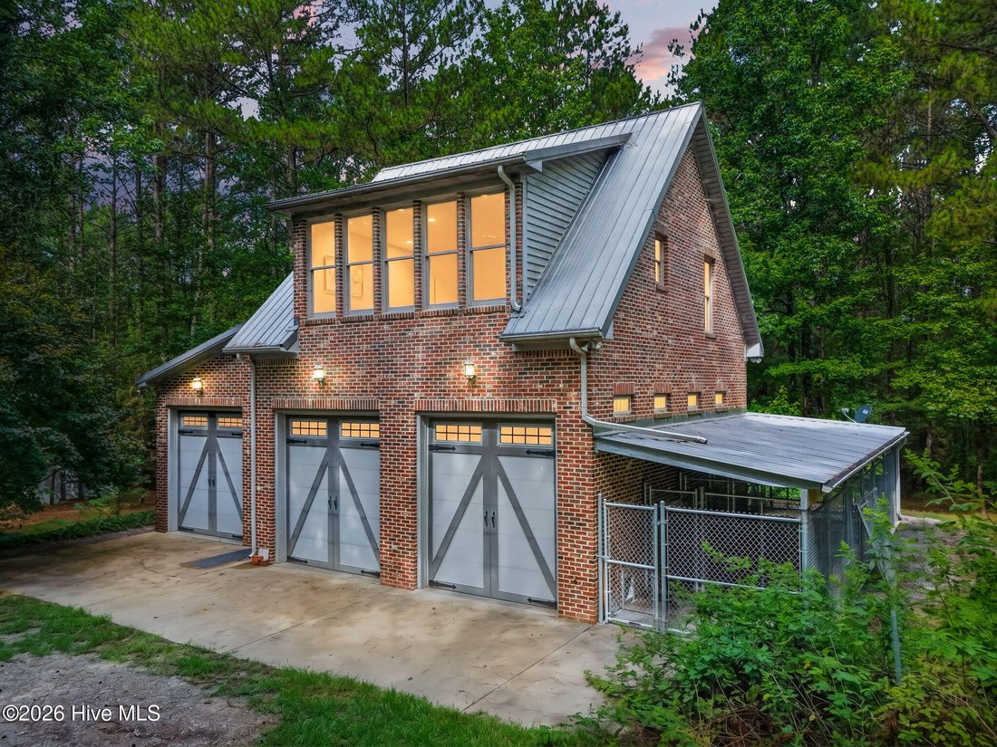House in Lillington, North Carolina, United States 1 - 18521116