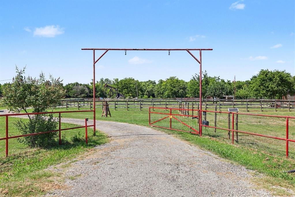 House in Whitesboro, Texas, United States 3 - 18513192