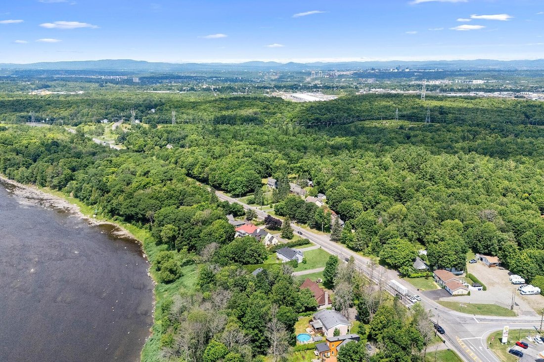 House in Levis, Quebec, Canada 4 - 18055456