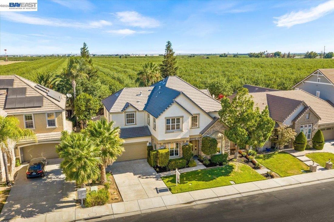 House in Tracy, California, United States 3 - 18512802