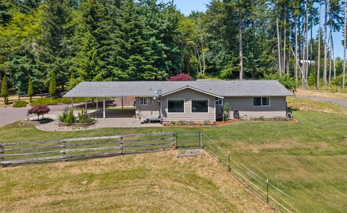 House in Chehalis, Washington, United States 1