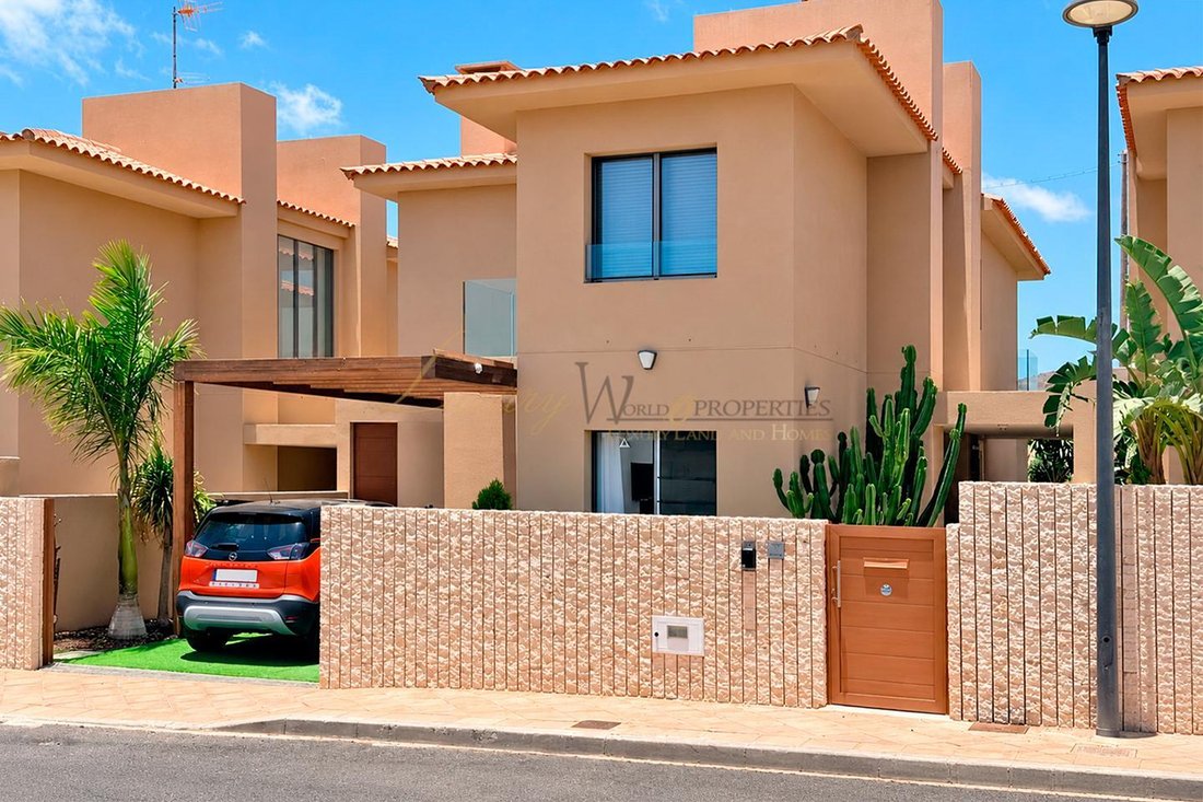 Villa in San Miguel de Abona, Canary Islands, Spain 1 - 18508418