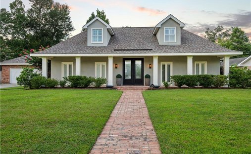 House in Madisonville, Louisiana, United States 1