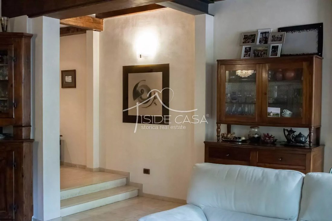 House in Historic Center, Mantua, Lombardy 3 - 18513004