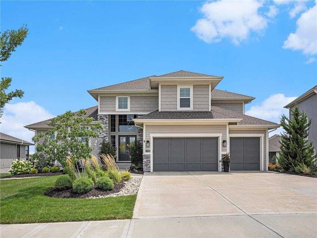 House in Olathe, Kansas, United States 2 - 18276457