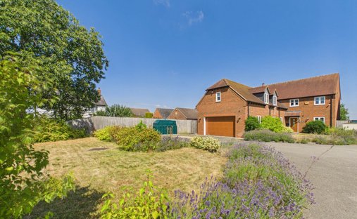House in Oving, England 1