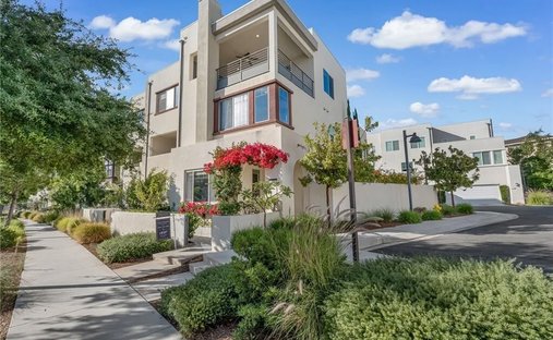 Condo in Irvine, California, United States 1