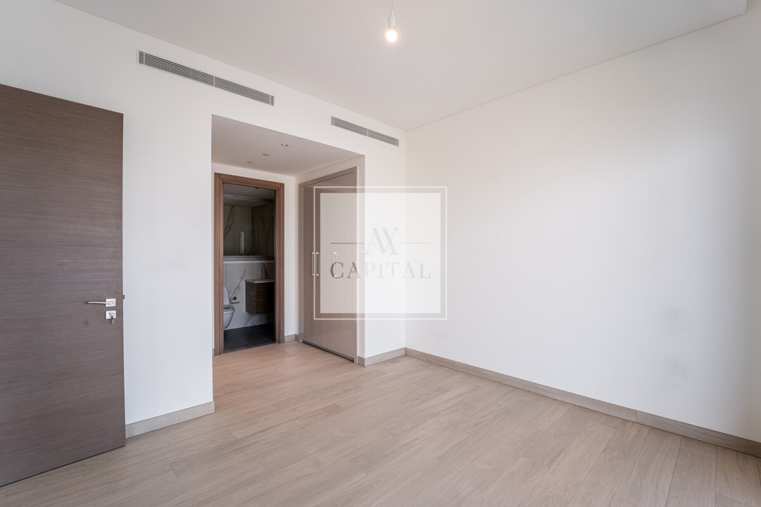 Apartment in Palm Jumeirah, Dubai, United Arab Emirates 5 - 18509028