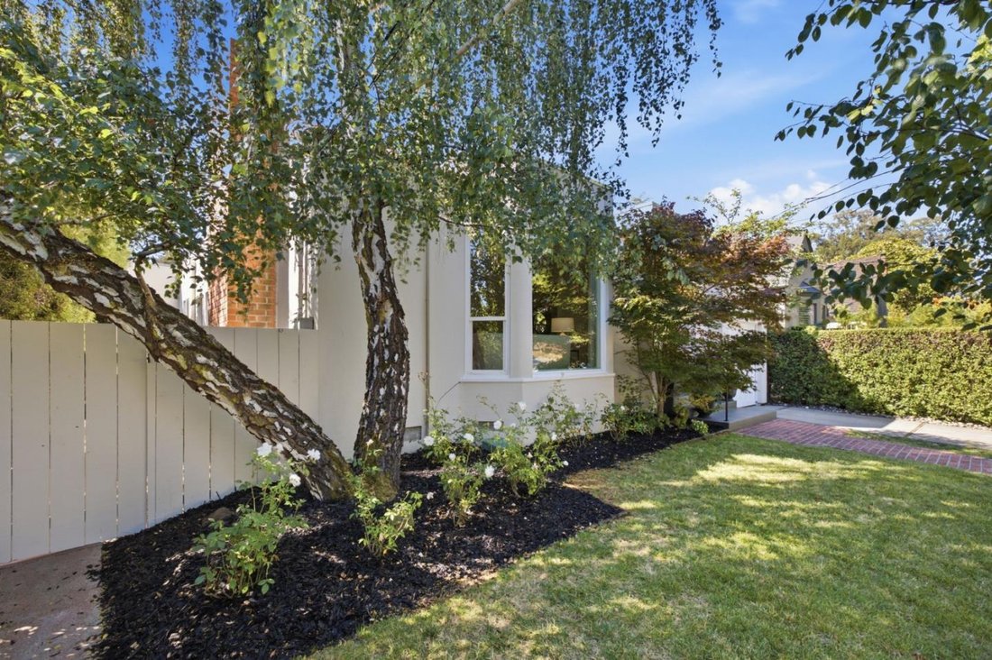House in Burlingame, California, United States 4 - 18515195