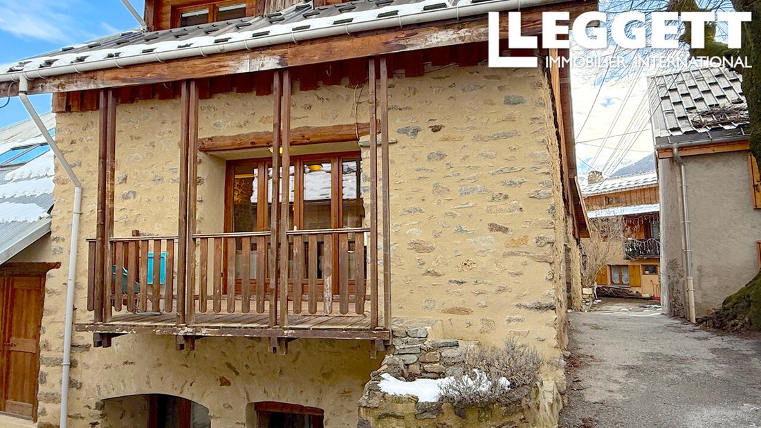 House in Auris, Auvergne-Rhône-Alpes, France 1 - 15305722