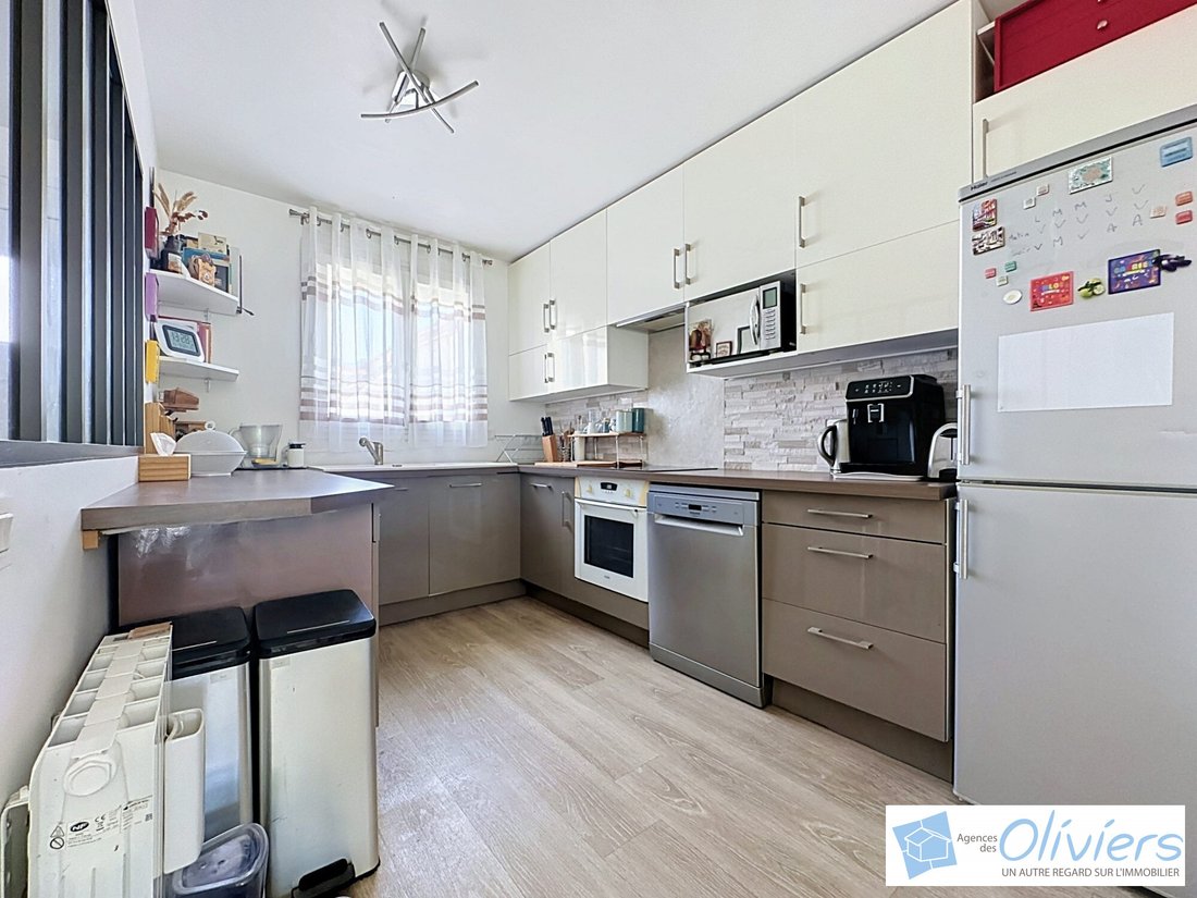 House in Villaroy, Guyancourt, France 3 - 18514653