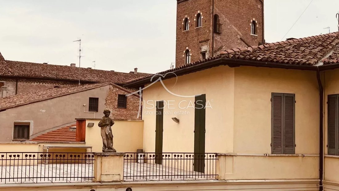 Apartment in Historic Center, Mantua, Lombardy 2 - 18513329
