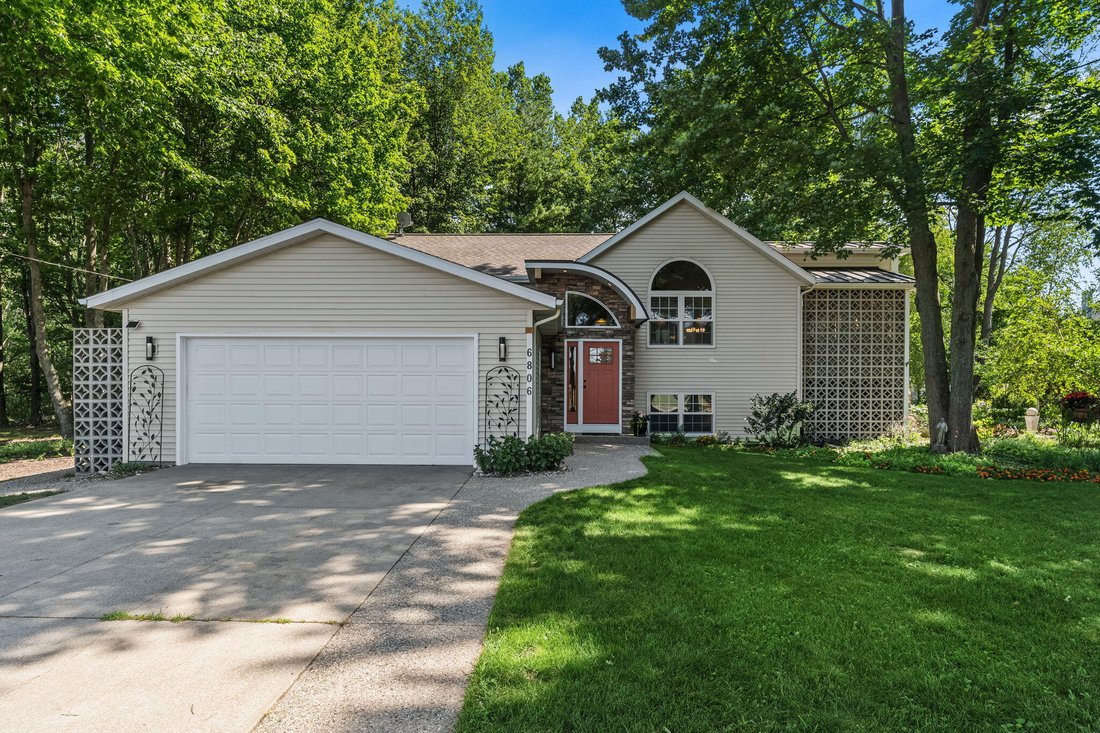 House in Douglas, Michigan, United States 1 - 18509507