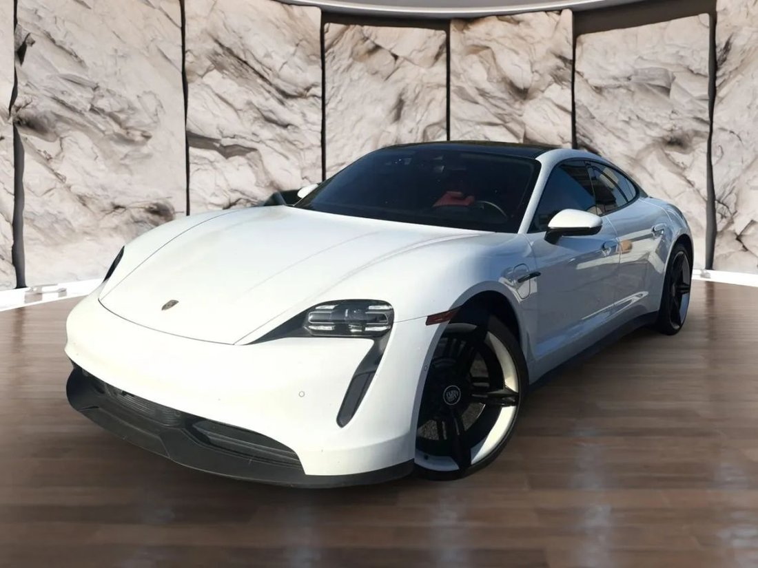 Sedan in Chino, CA, United States 1 - 18509750