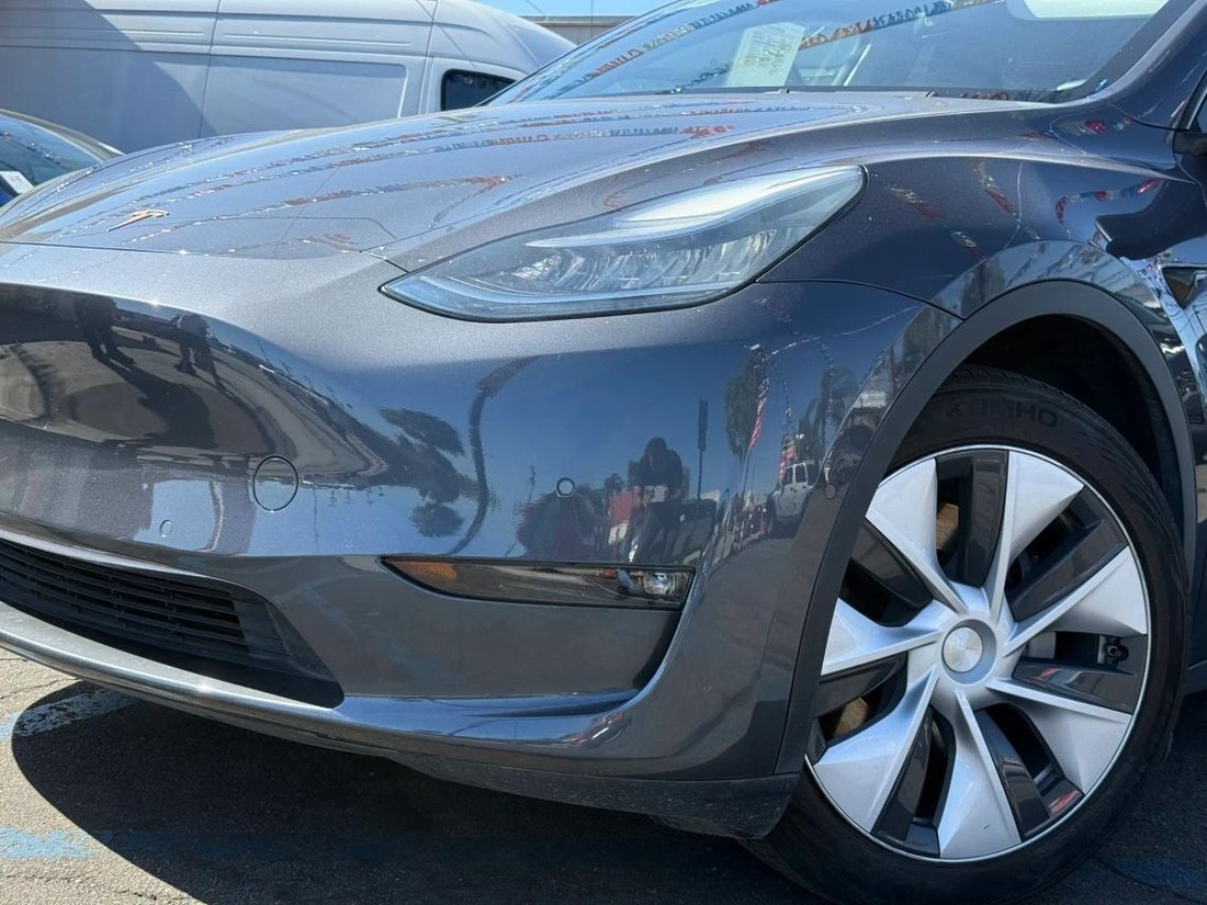 Suv in El Monte, CA, United States 2 - 18464866