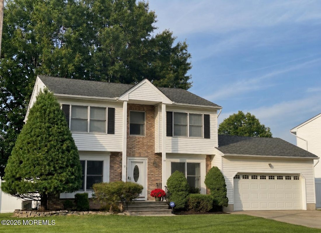 House in North Brunswick Township, New Jersey, United States 1 - 18515076