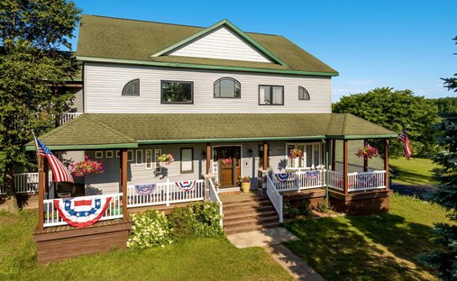 House in Fife Lake, Michigan, United States 1