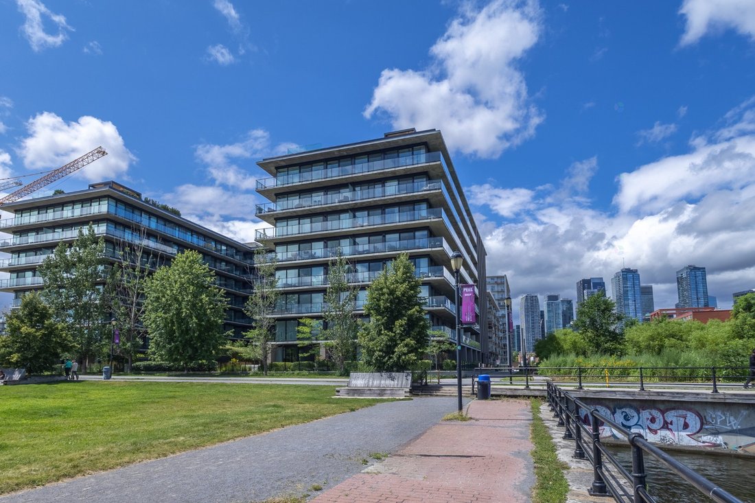 Condo in Montréal, Quebec, Canada 2 - 18419088