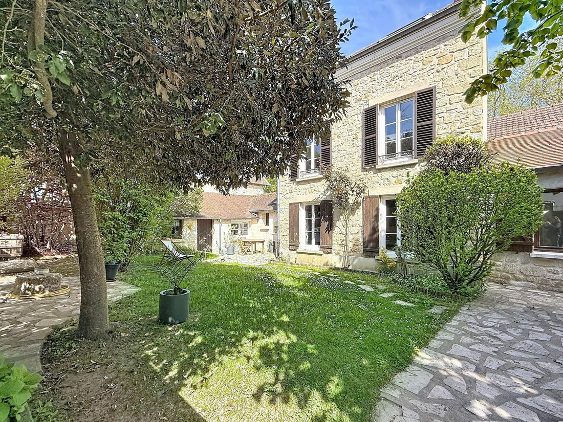 House in Vaureal, Ile-de-France, France 1 - 17742802